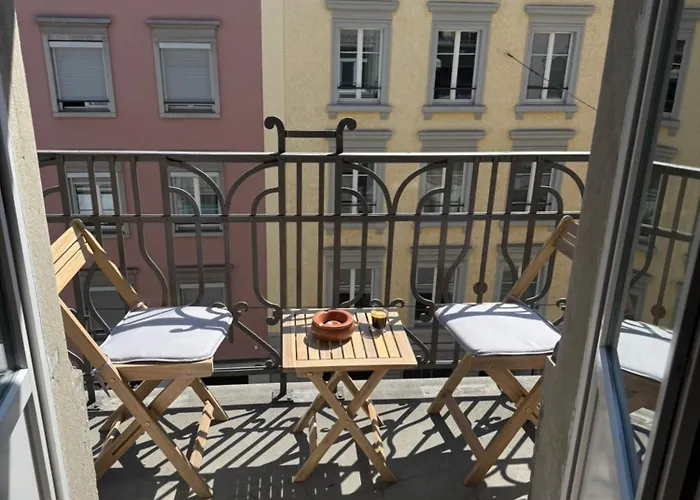 Mit Balkon Im Zentrum Apartmán St. Gallen